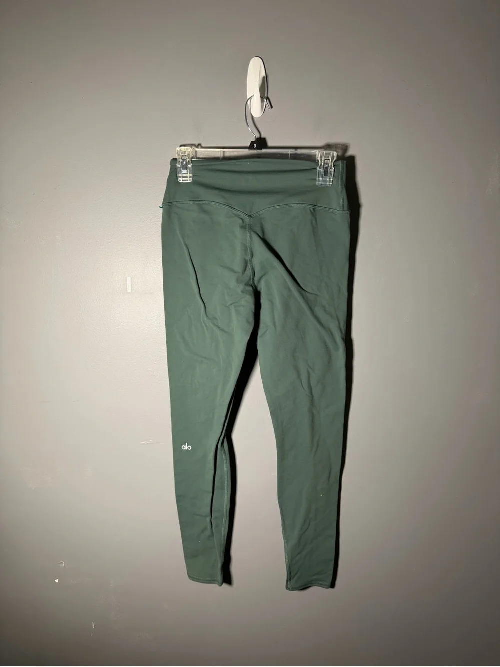 ALO Yoga Airbrush Winter Warm High-Waist Nocturne Legging Size Medium